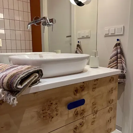 Ostoya Mare Uno Apartmán *